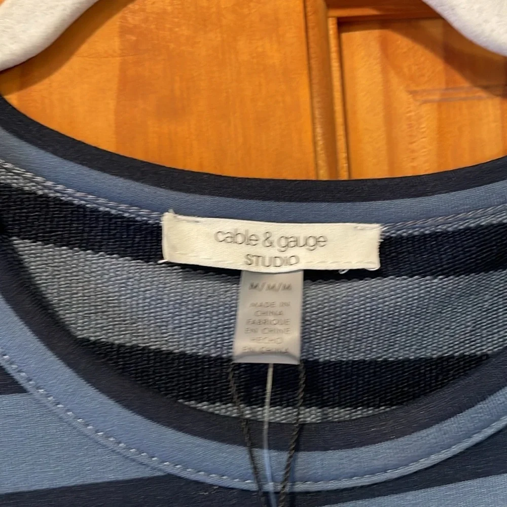 Cable & Gauge Navy and Light Blue Striped Top - Picture 2 of 6